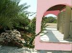   Coral Bay (), 300 ..